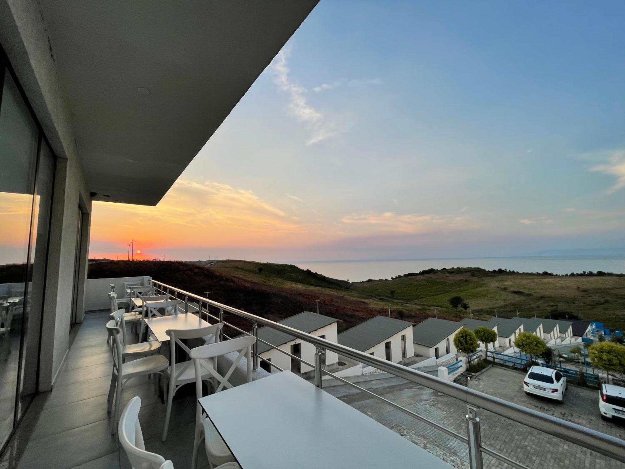 Saint Michelle Residence Shetaj Luaran gambar